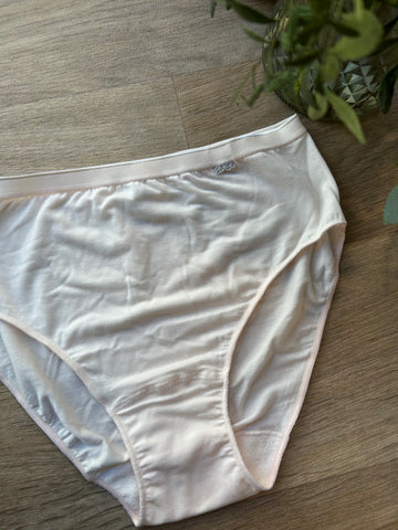 Culotte haute Tencel poudré