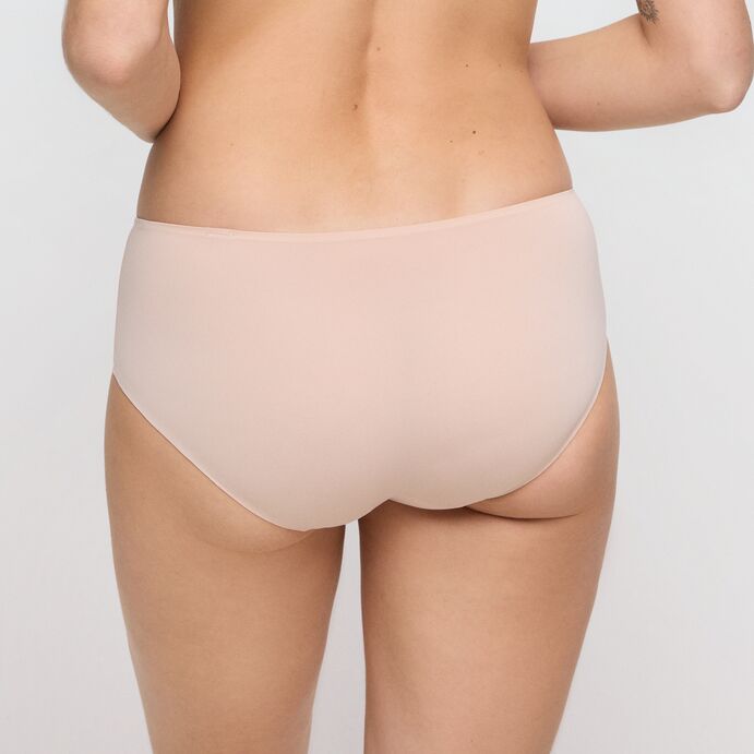 Shorty TOM nude