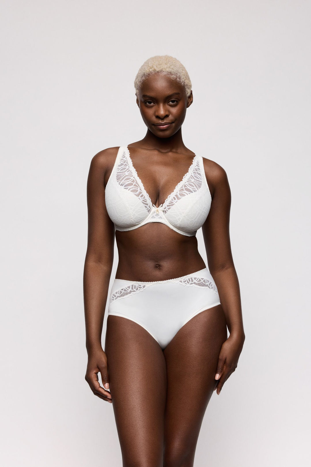 Soutien gorge Demi-mousse Plongeant Salerno ivoire