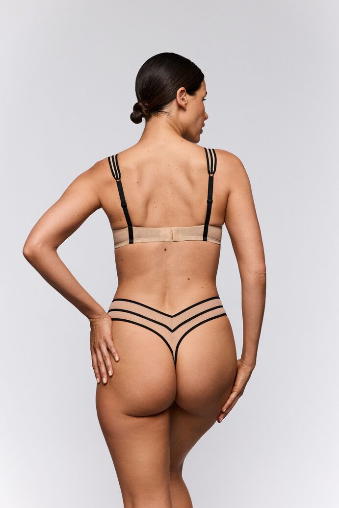 String Yulimar noir