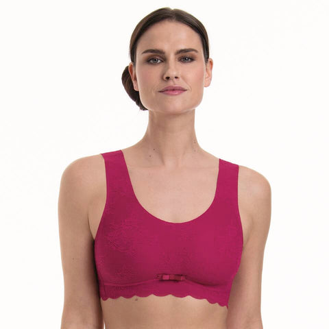 Brassière Essentials Cherry rouge