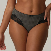 Shorty Madison Black Tailor