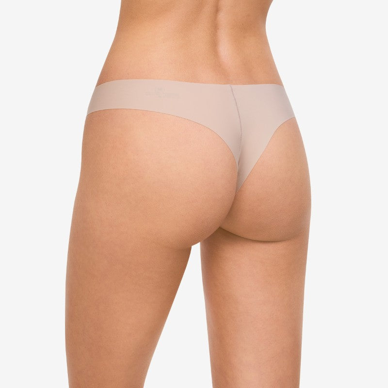 Tanga invisible nude