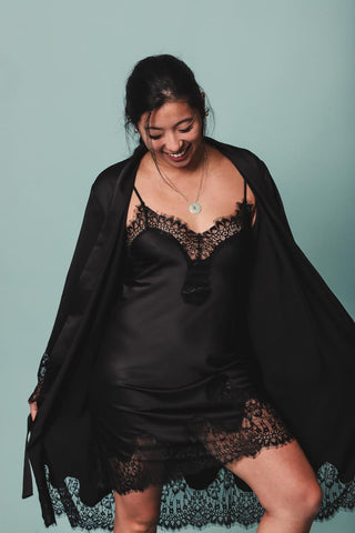 Nuisette noir satin et dentelle