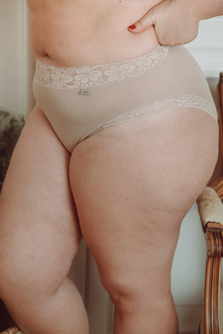 Culotte en coton couleur chair grande taille de la marque Avet 3324