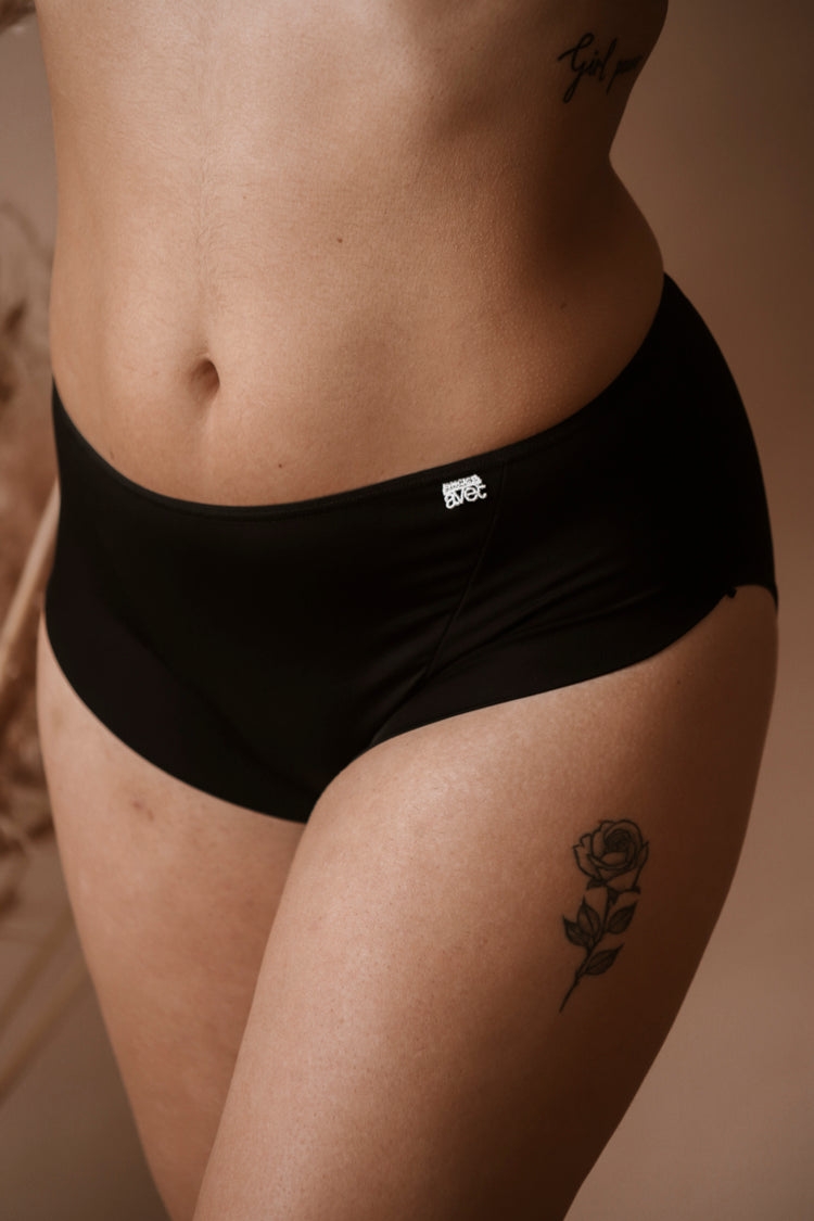 culotte haute microfibre noir de la marque avet ref 3244
