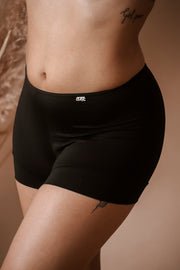culotte short en microfibre couleur noir de la marque Avet 3844