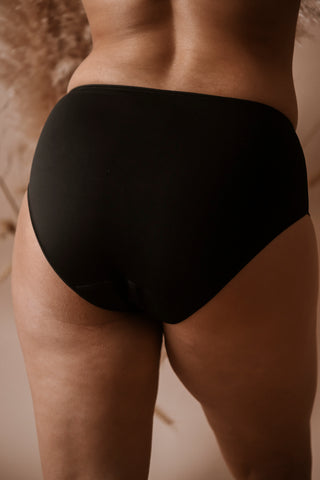 culotte haute microfibre noire de la marque avet ref 3244