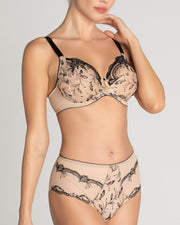 Soutien-gorge armature bien être Follement sexy Nude