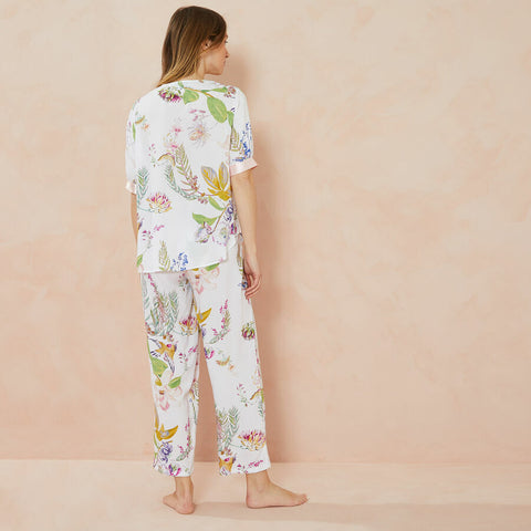 Pyjama blanc fleurie d'été