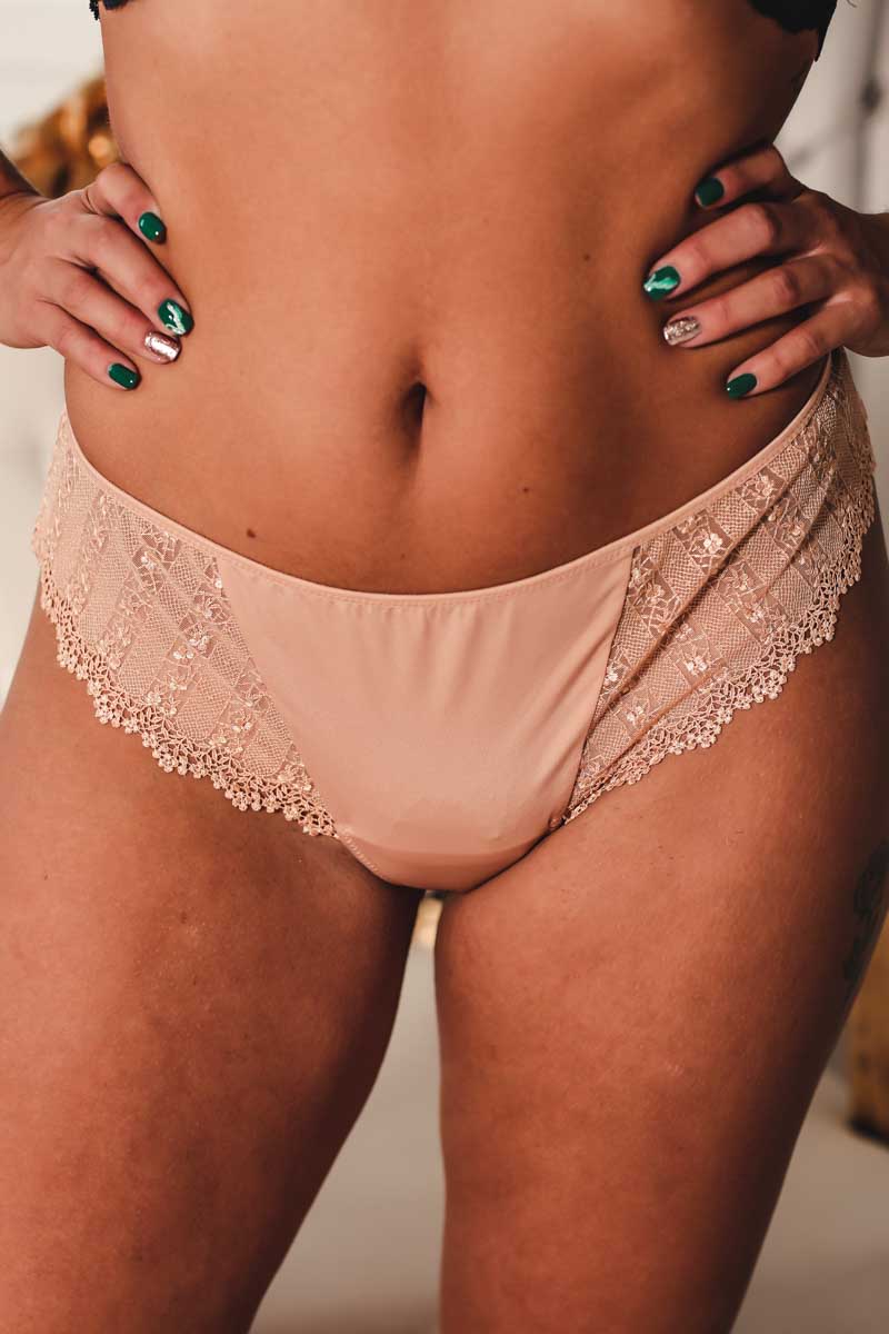 String Christy Light tan